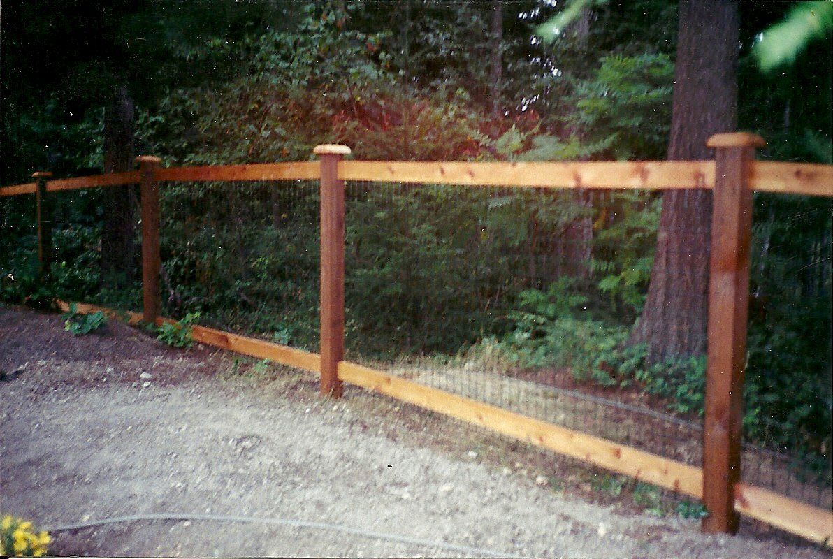 Wood fence with chain