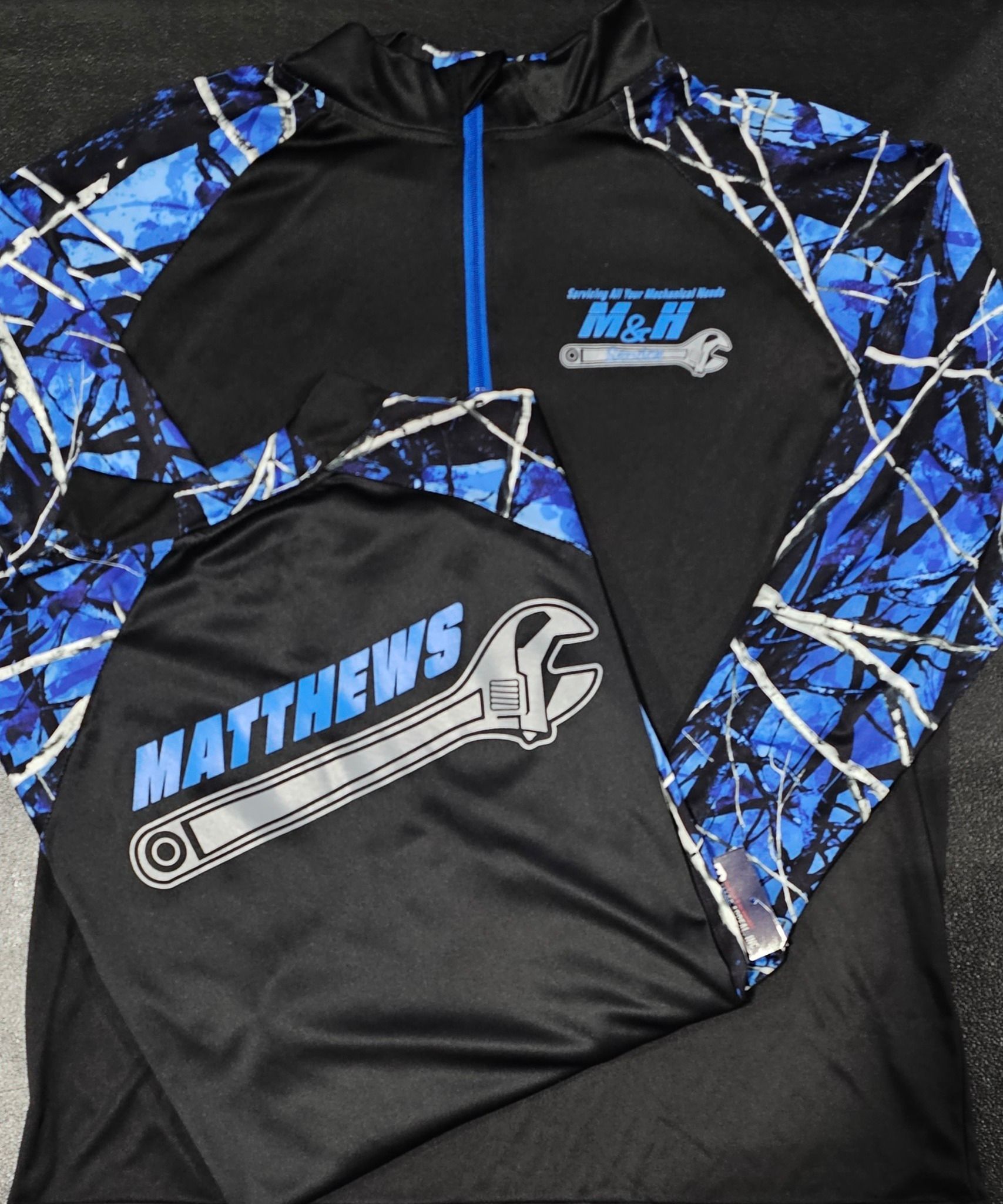 Screen printed apparels