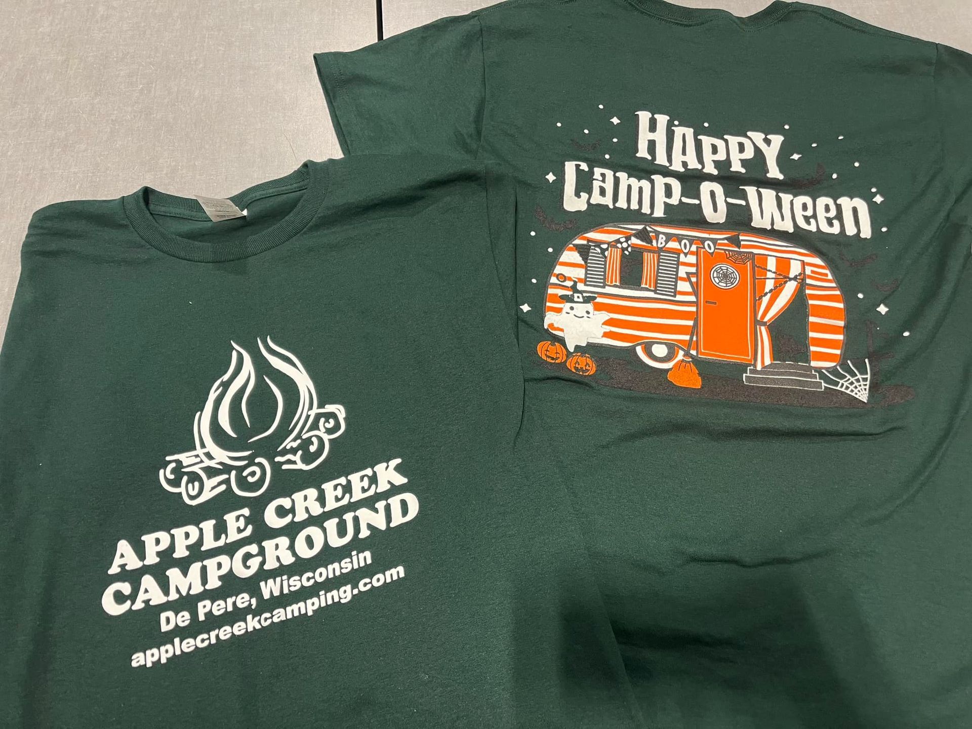 Screen printed apparels