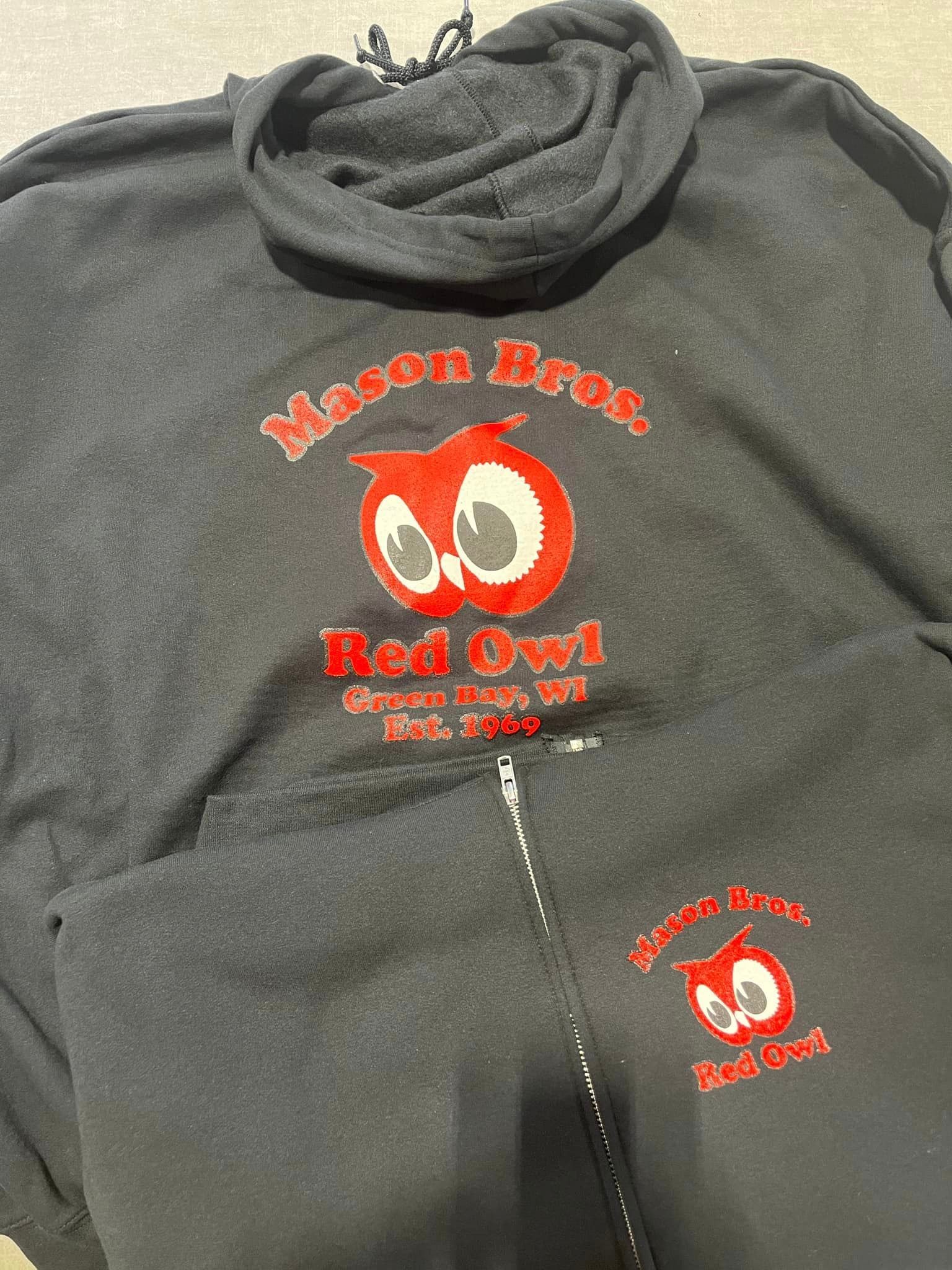 Screen printed apparels