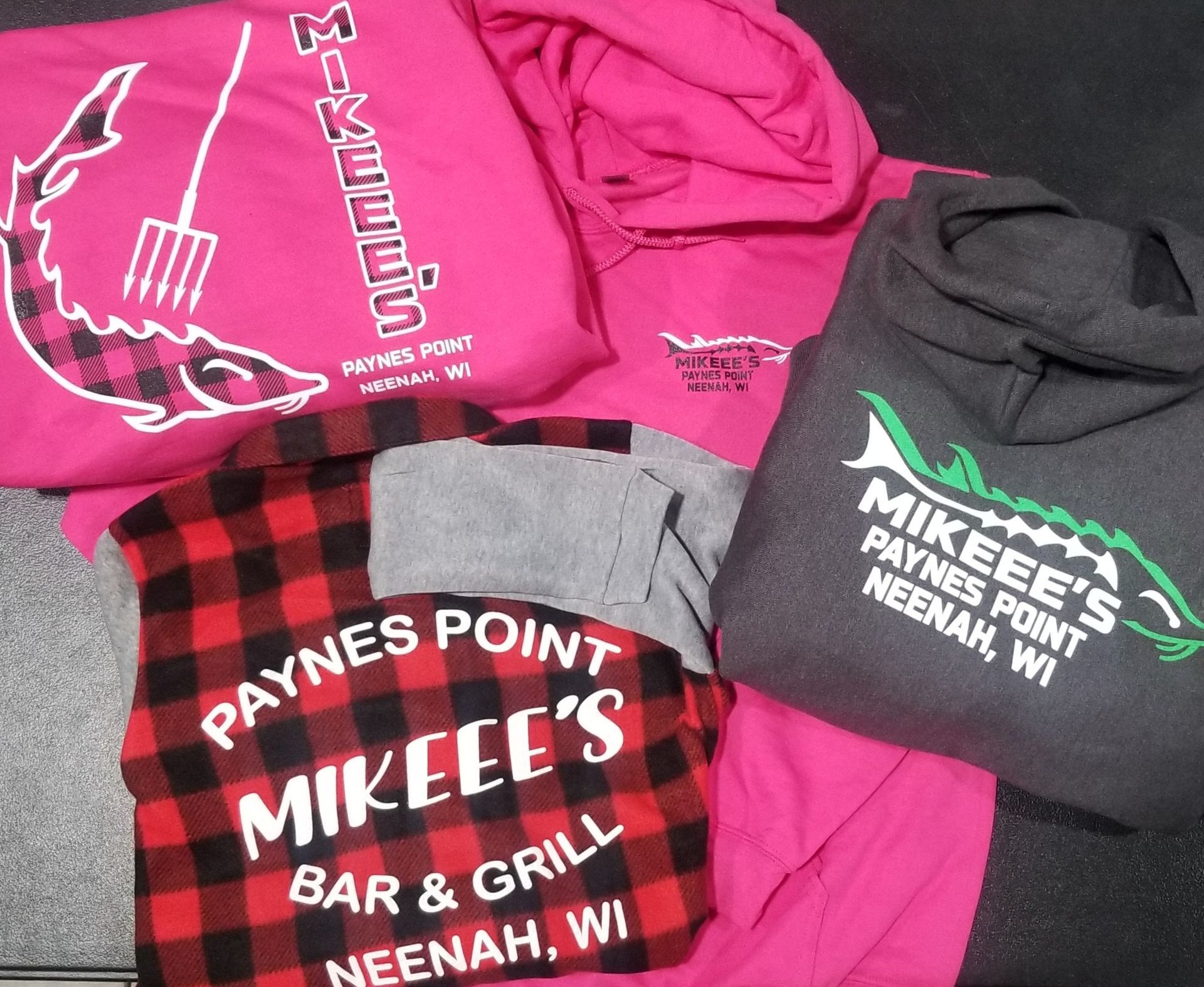 Screen printed apparels