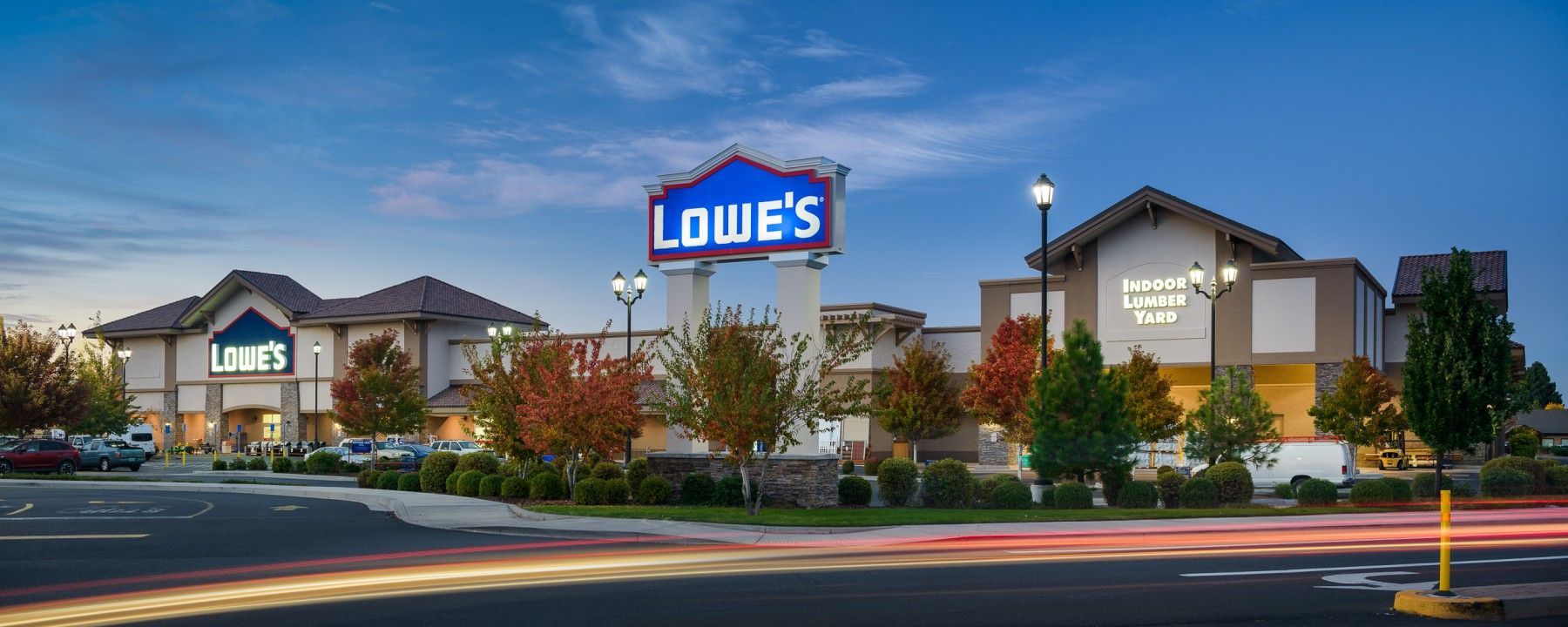 Commercial building