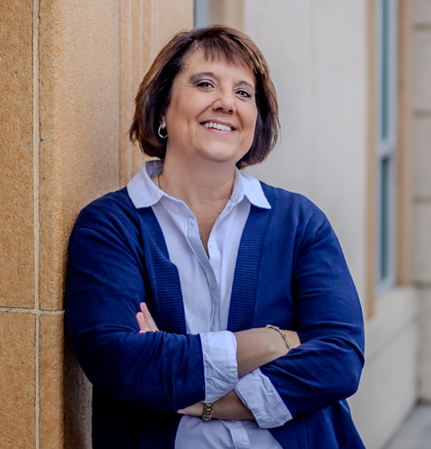 Lori Nelson