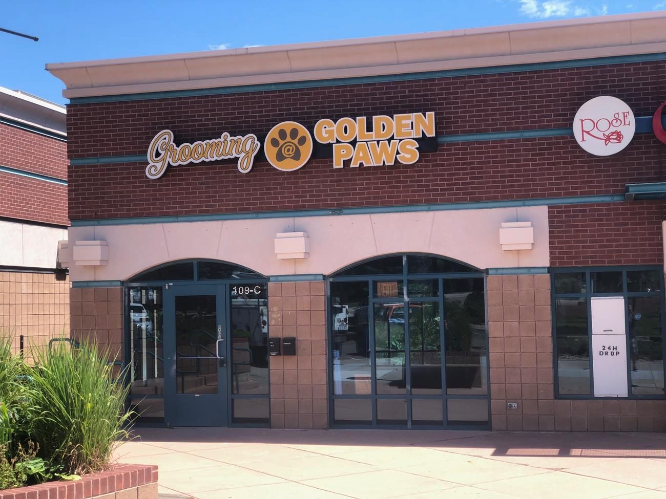 Illuminated Channel Letters Golden Paws Grooming Golden Colorado Illuminated Channel Letters Golden Paws Grooming Golden Colorado