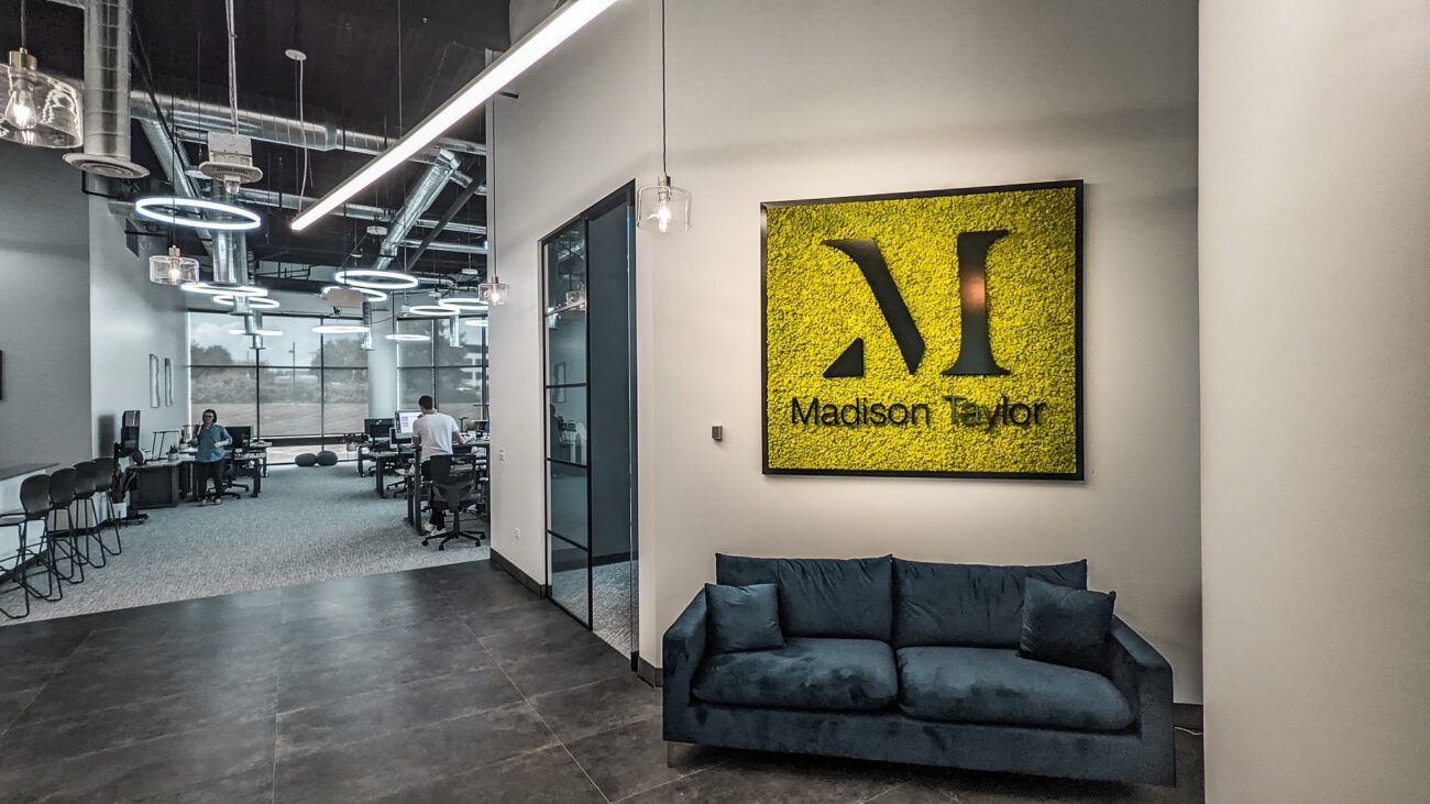 Moss Signs: A New Trend in Interior Sign Design