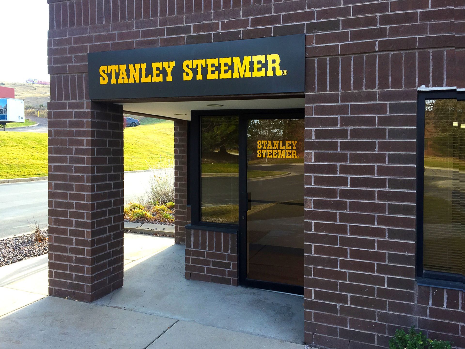 Golden, CO – Stanley Steemer Interior and Exterior Branding