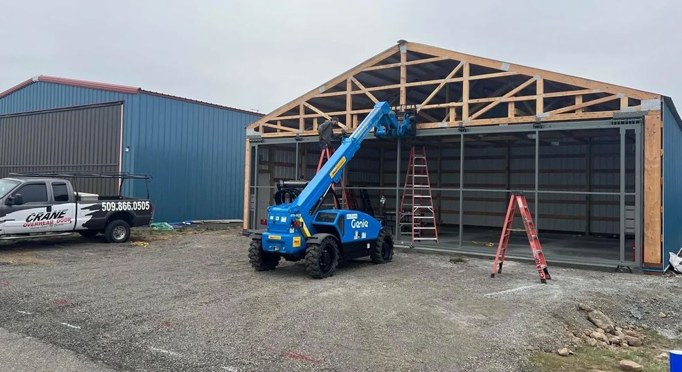 Hangar overhead doors