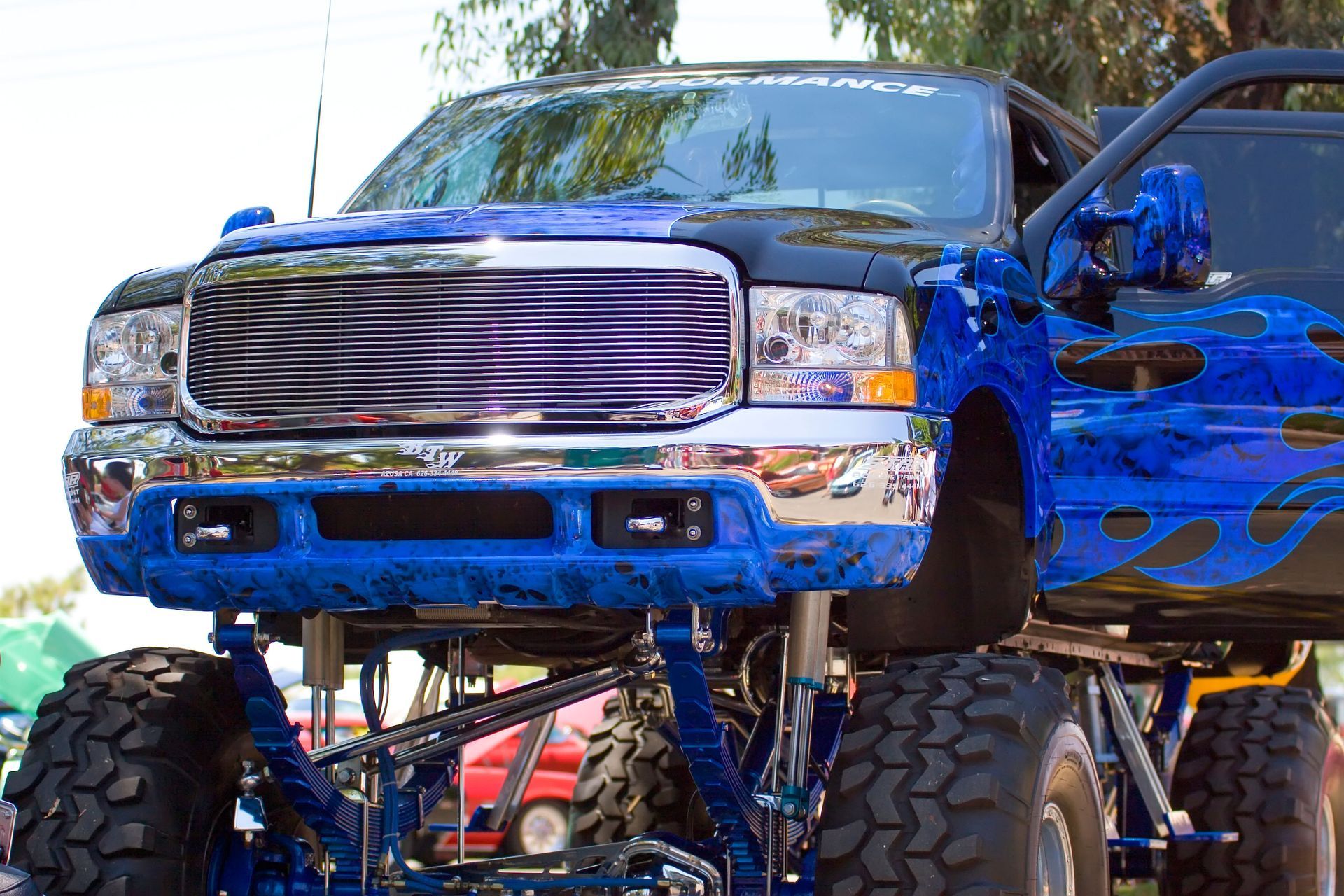 auto customization shop