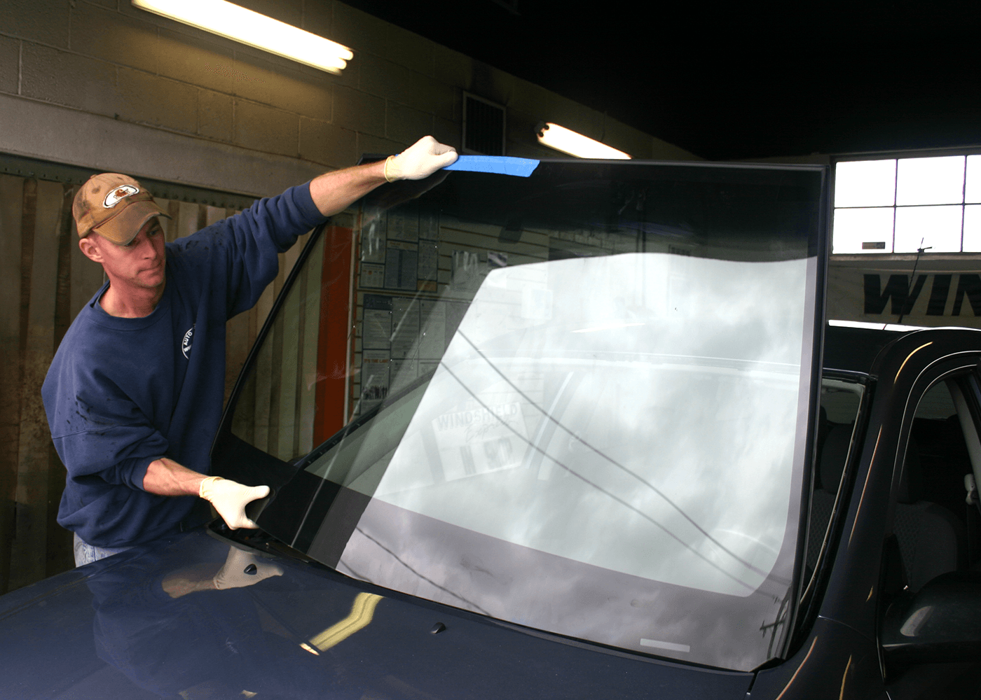 Auto glass replacement