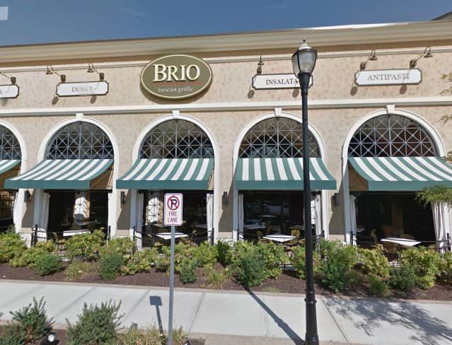 A building with a sign that says brio on it