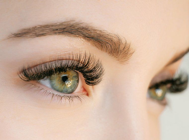Eyelash extension