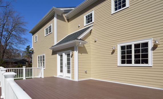 Dynamic Exteriors LLC
