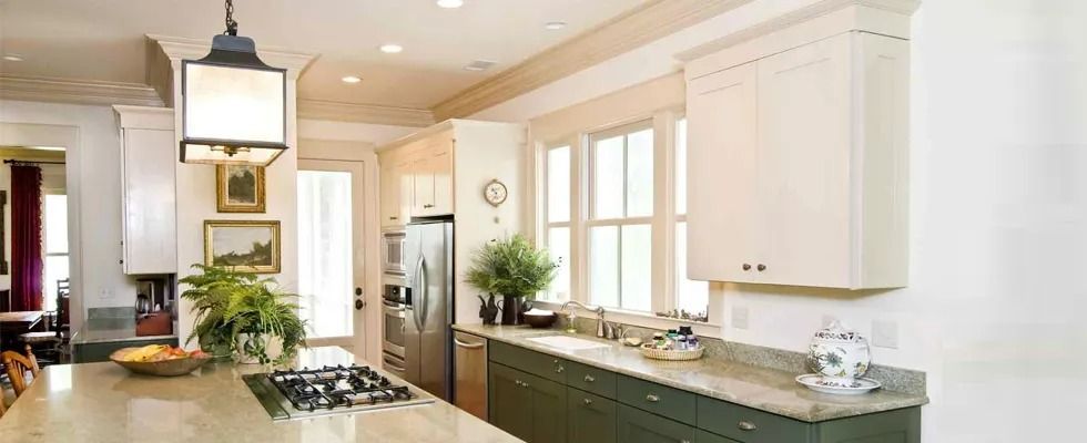 Cabinet premium finishes