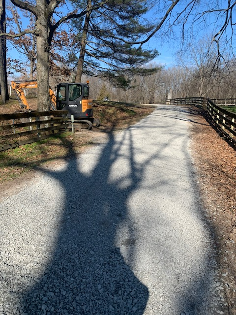 Gravel driveway installation