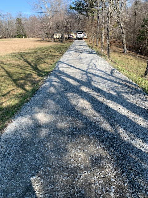 Gravel driveway installation
