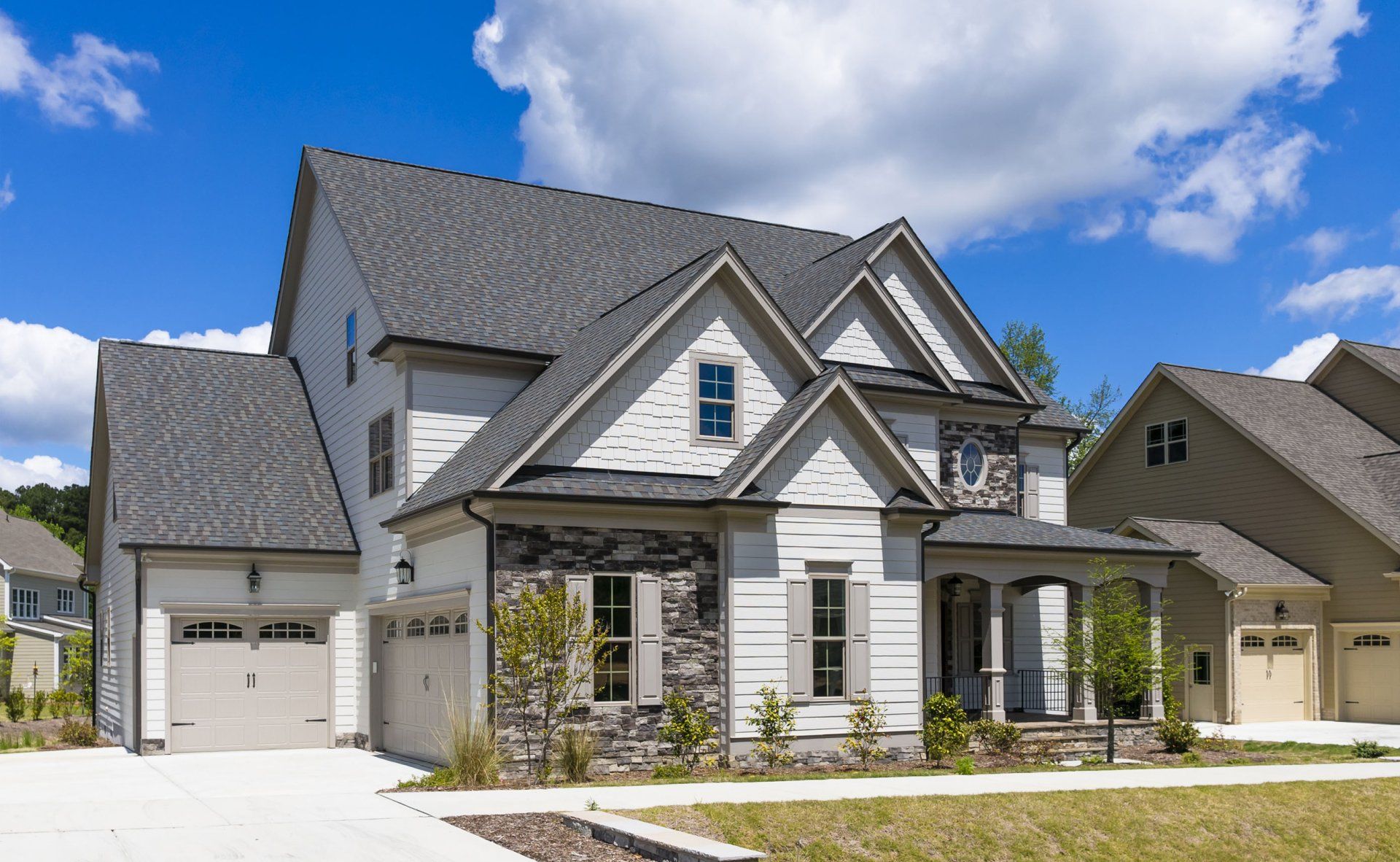 Roofing Contractors Old Reliable Roofing Bettendorf, IA