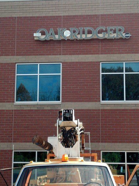 val-u-signs-gallery-05