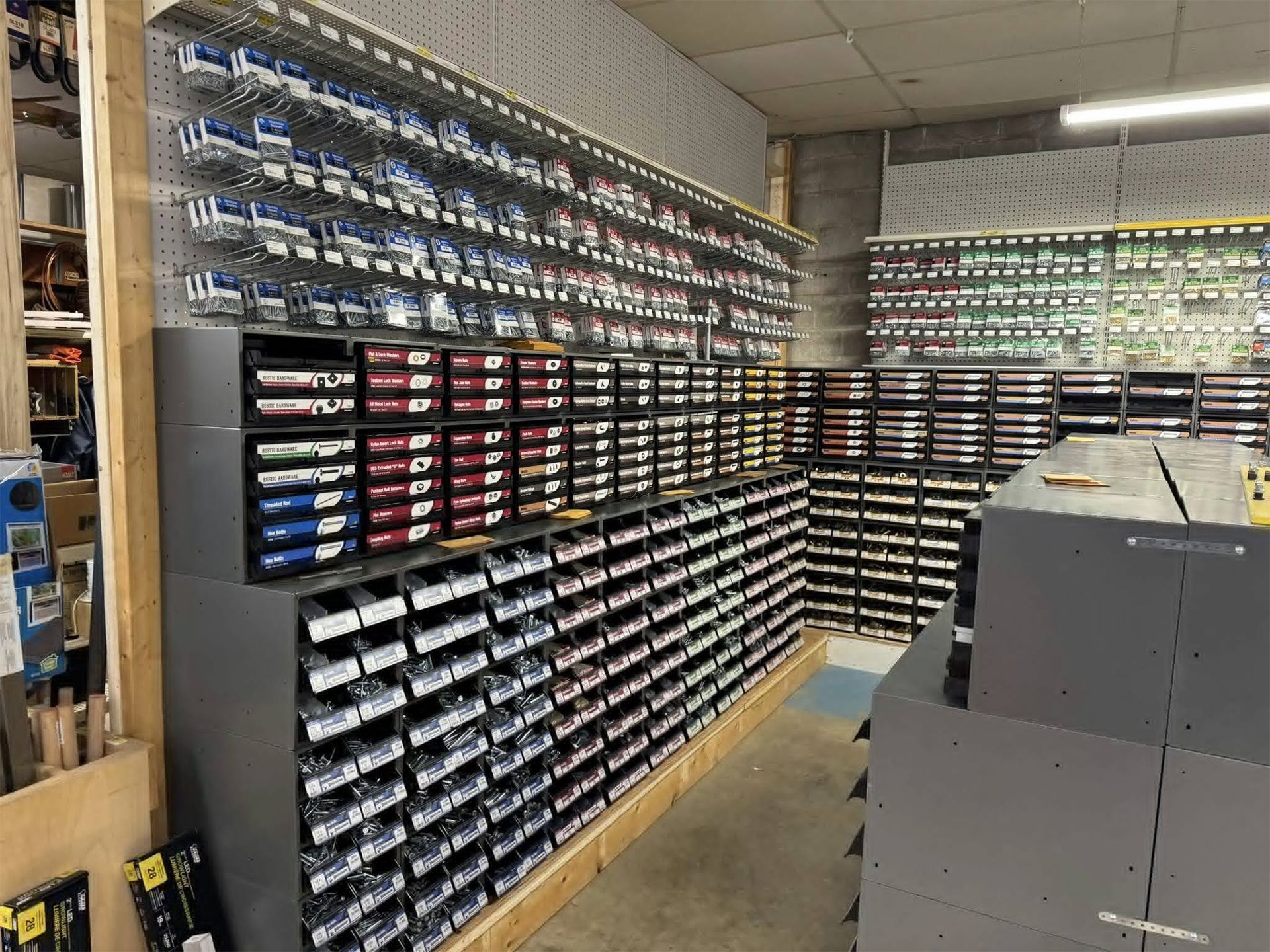 Springvale Hardware & Paint