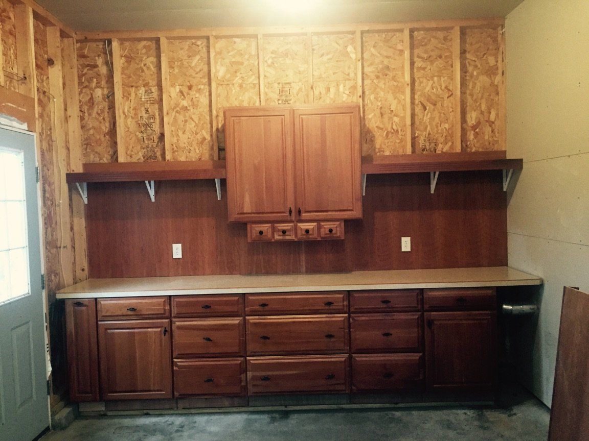 Kitchen cabinet