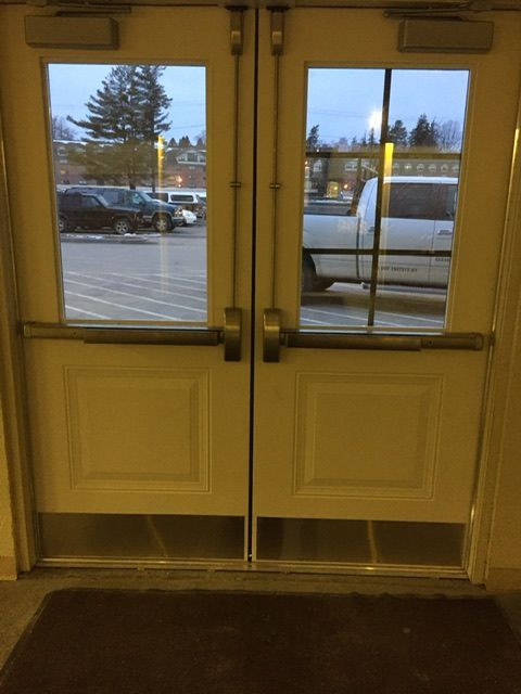 Commercial door