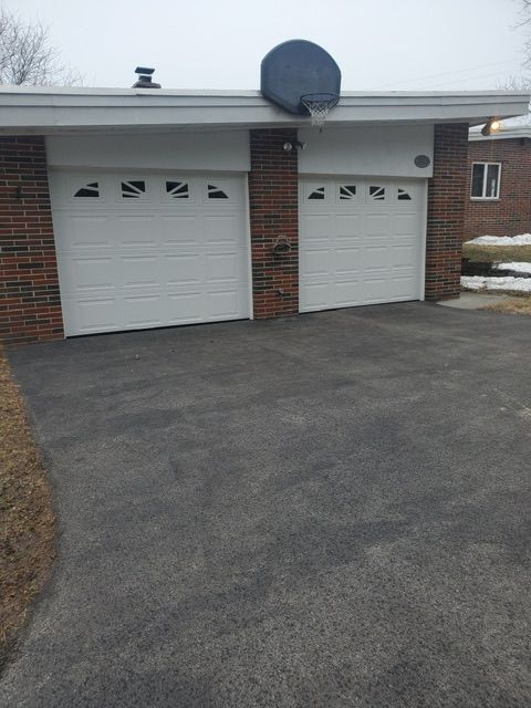 Custom garage doors design