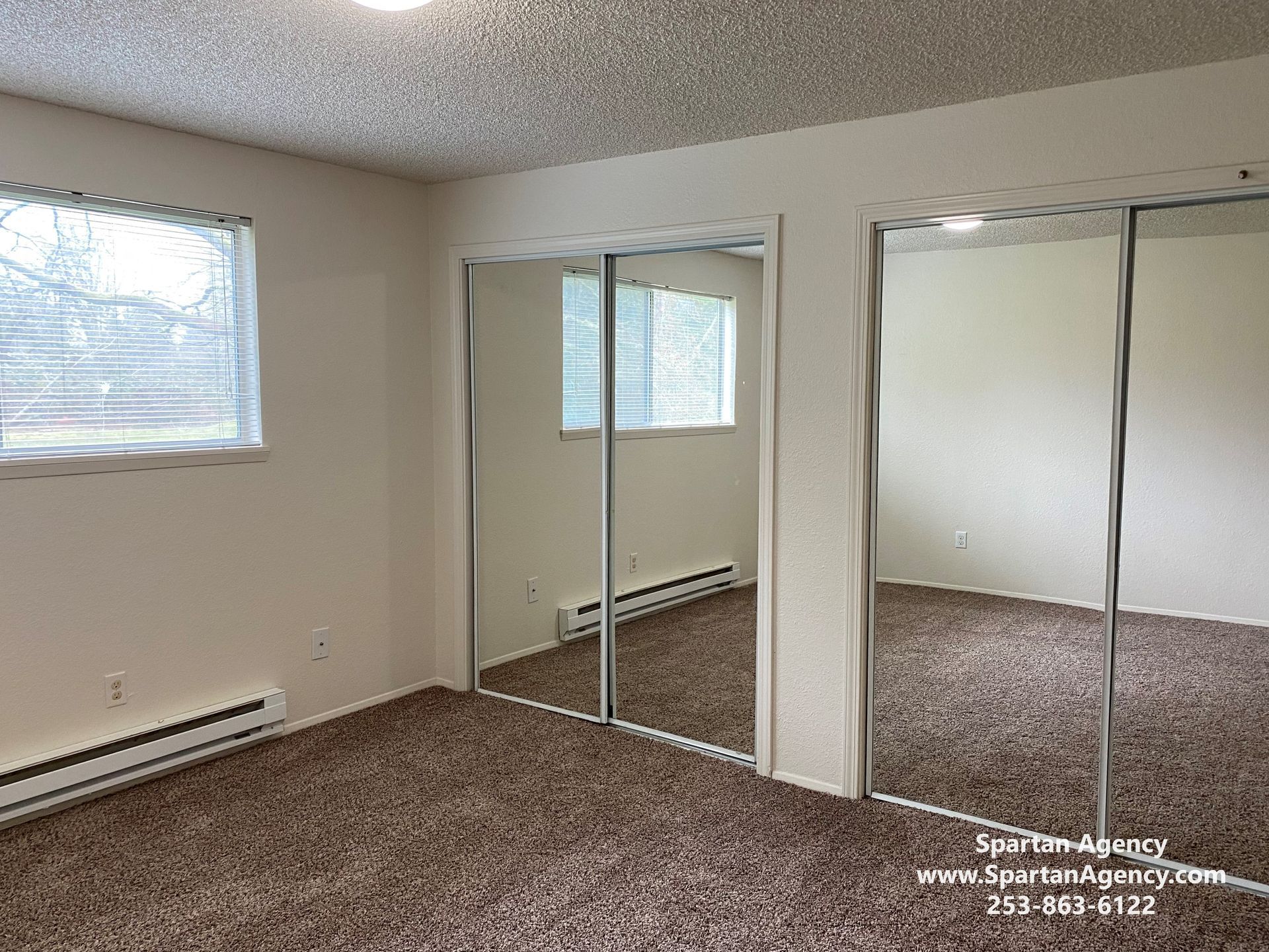 2 bed 1 bath downstairs unit
Edgewood WA 