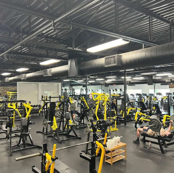 Nauset Fit 
Fitness Center, Cape Cod
Orleans, MA 
Gym Equipment