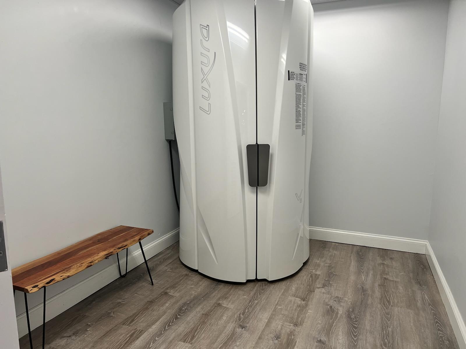 Luxura fitness machine