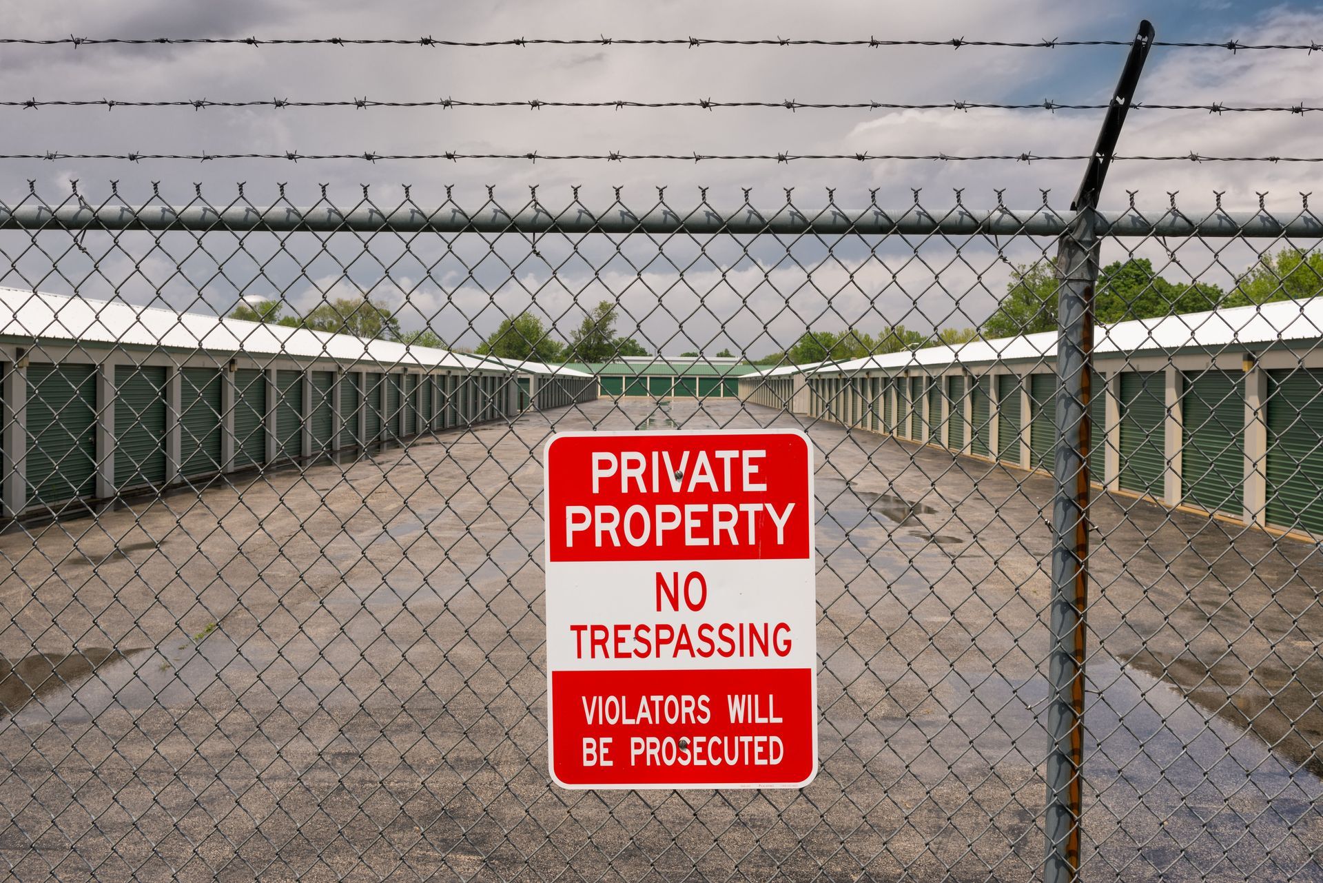 commercial fence company