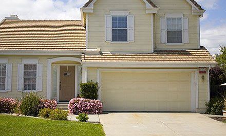 Residential garage doors service