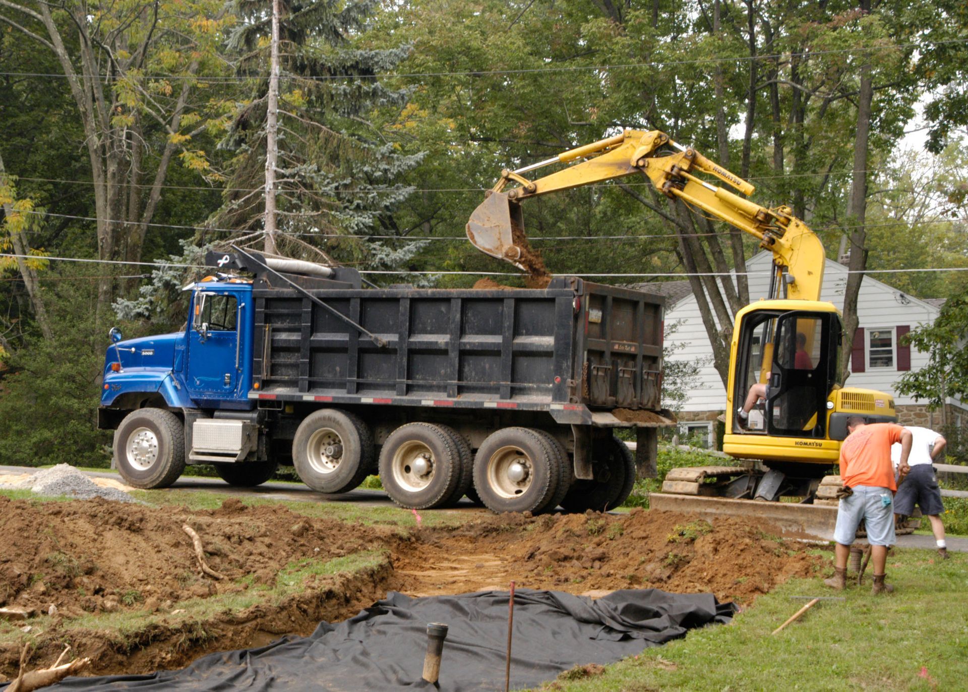 How Excavating Contractors Prepare Your Property for Building