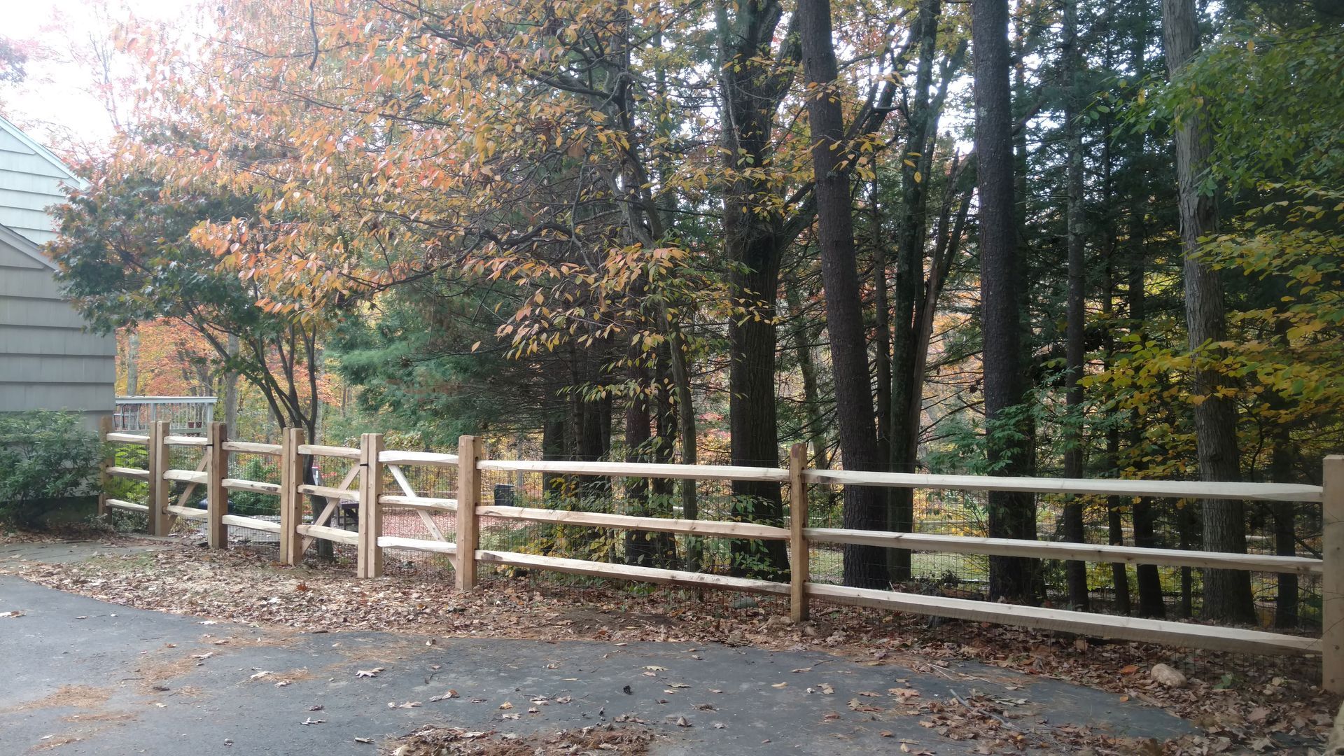 wood split rail fence