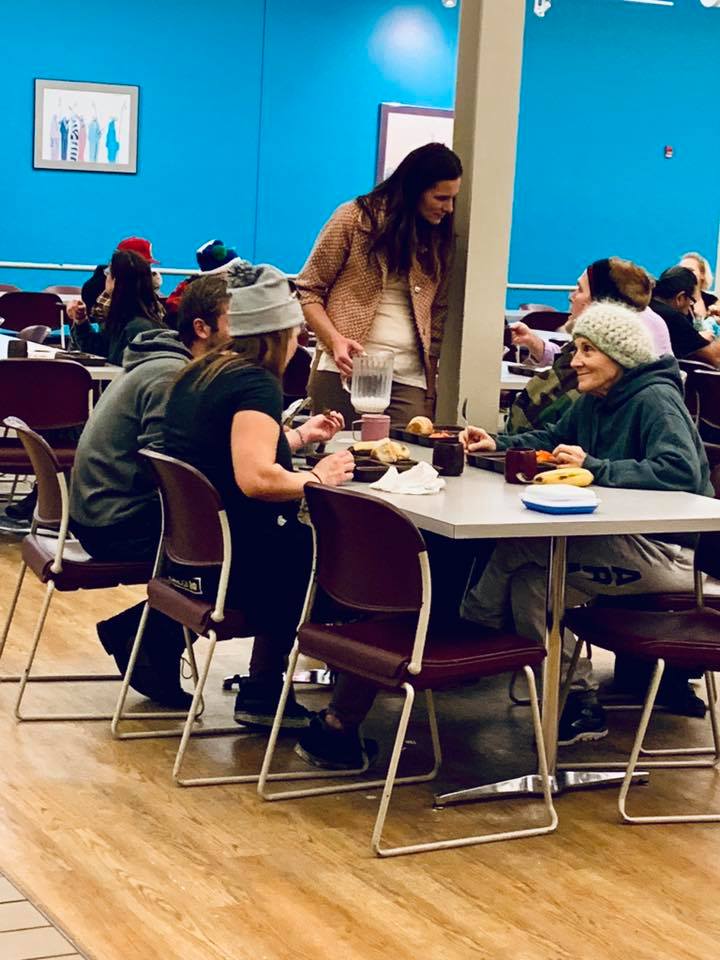 volunteers of the banquet activities