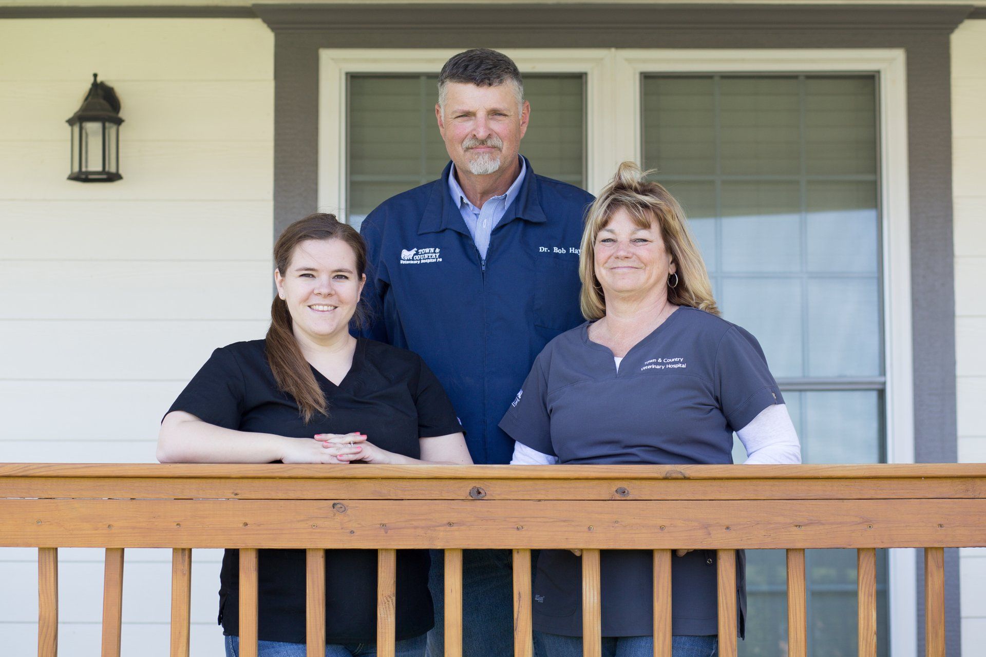 Town and country veterinary hospital staff