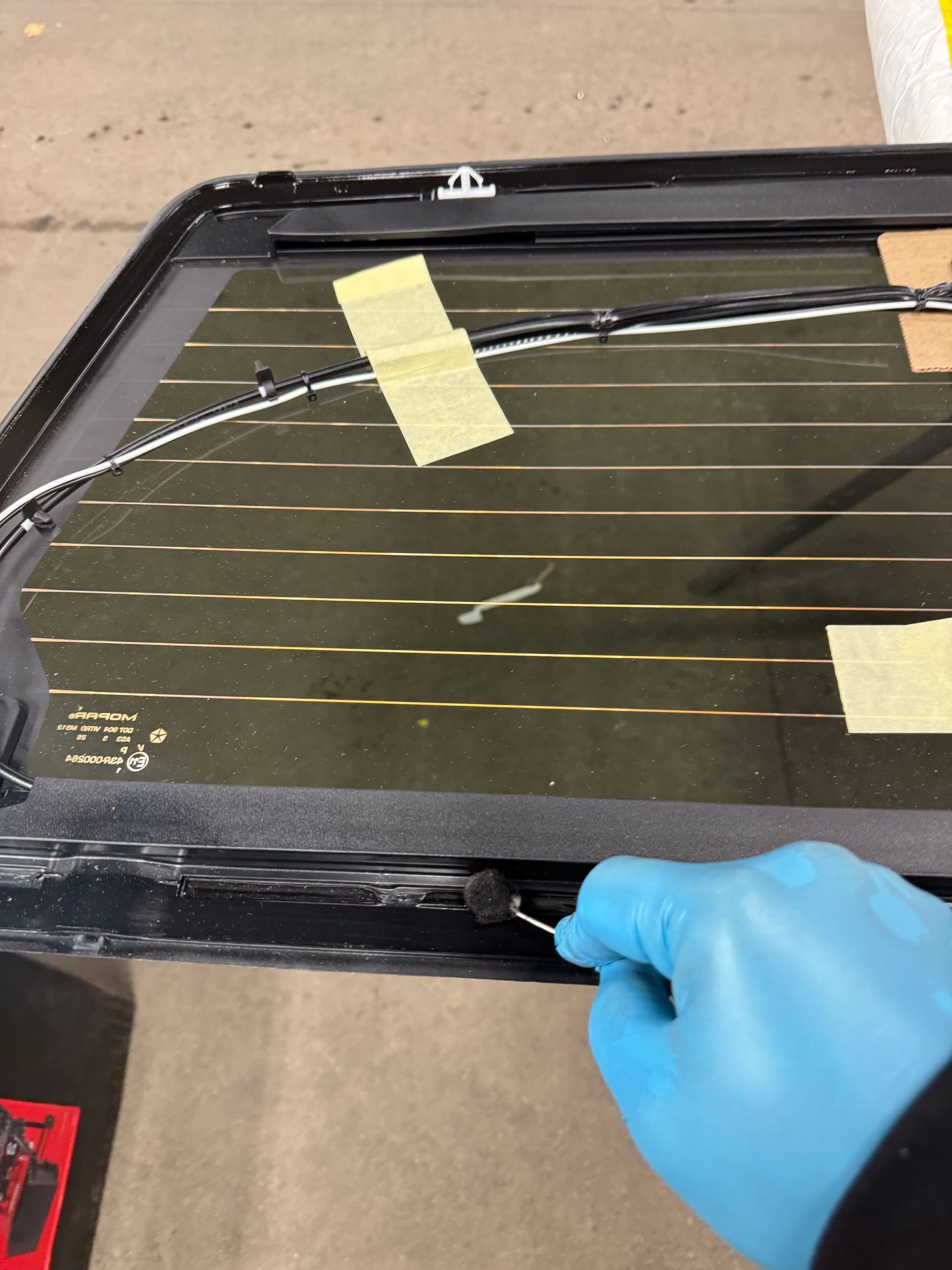 Universal Auto Glass