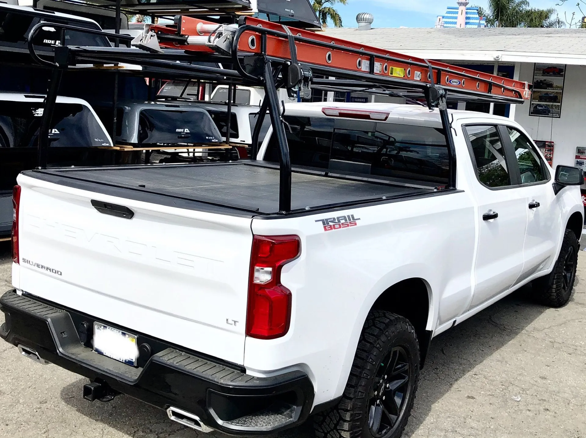 Lumber Rack w/ Retractable BedCover
