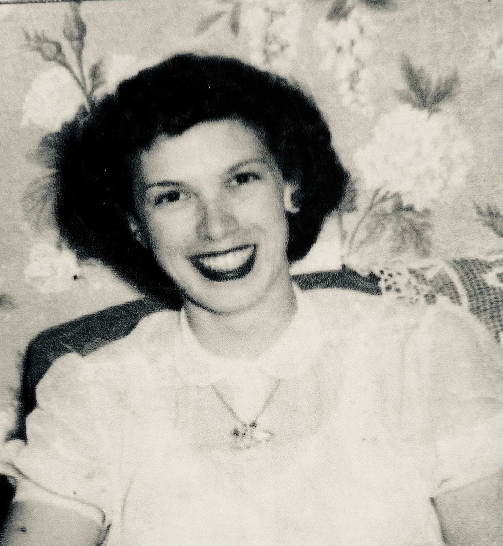 Evelyn May Reed