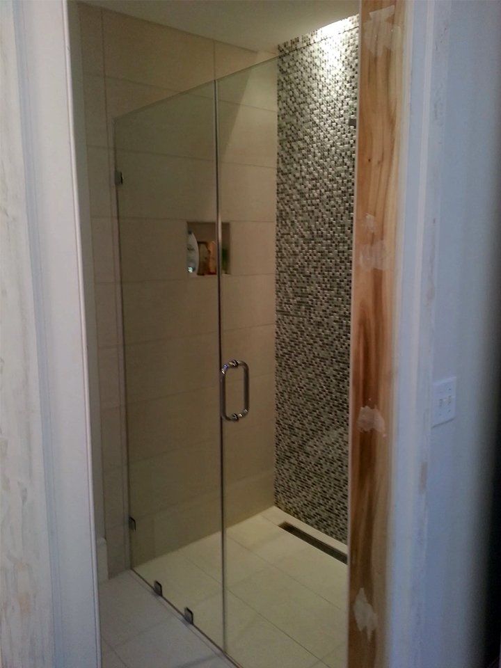 Shower enclosure