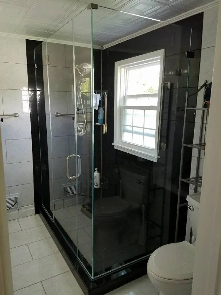 Shower enclosure