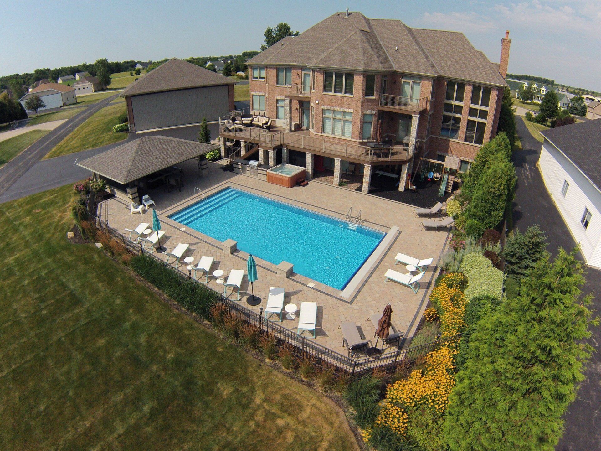 Swimming pool
