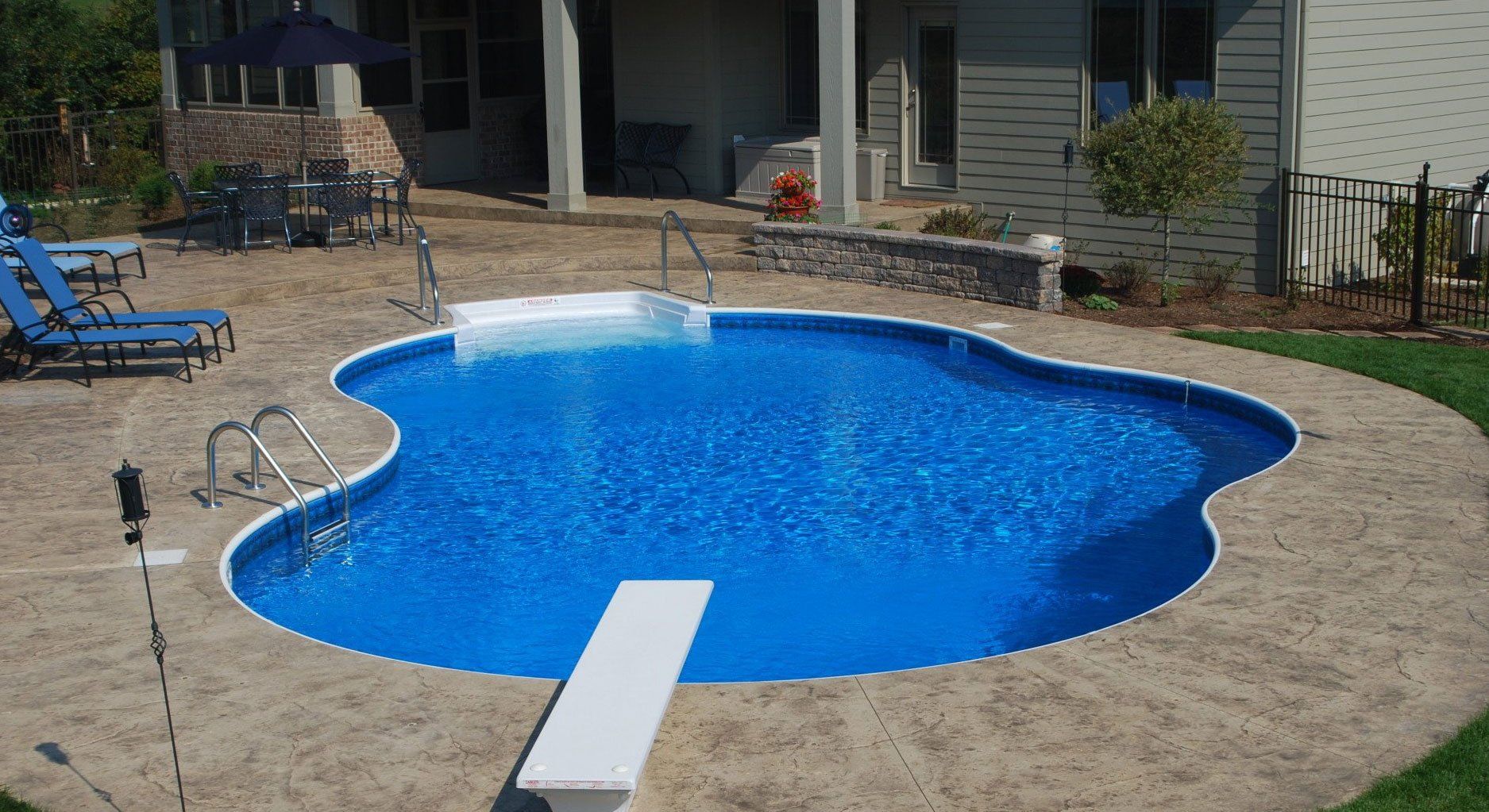 Curve pool