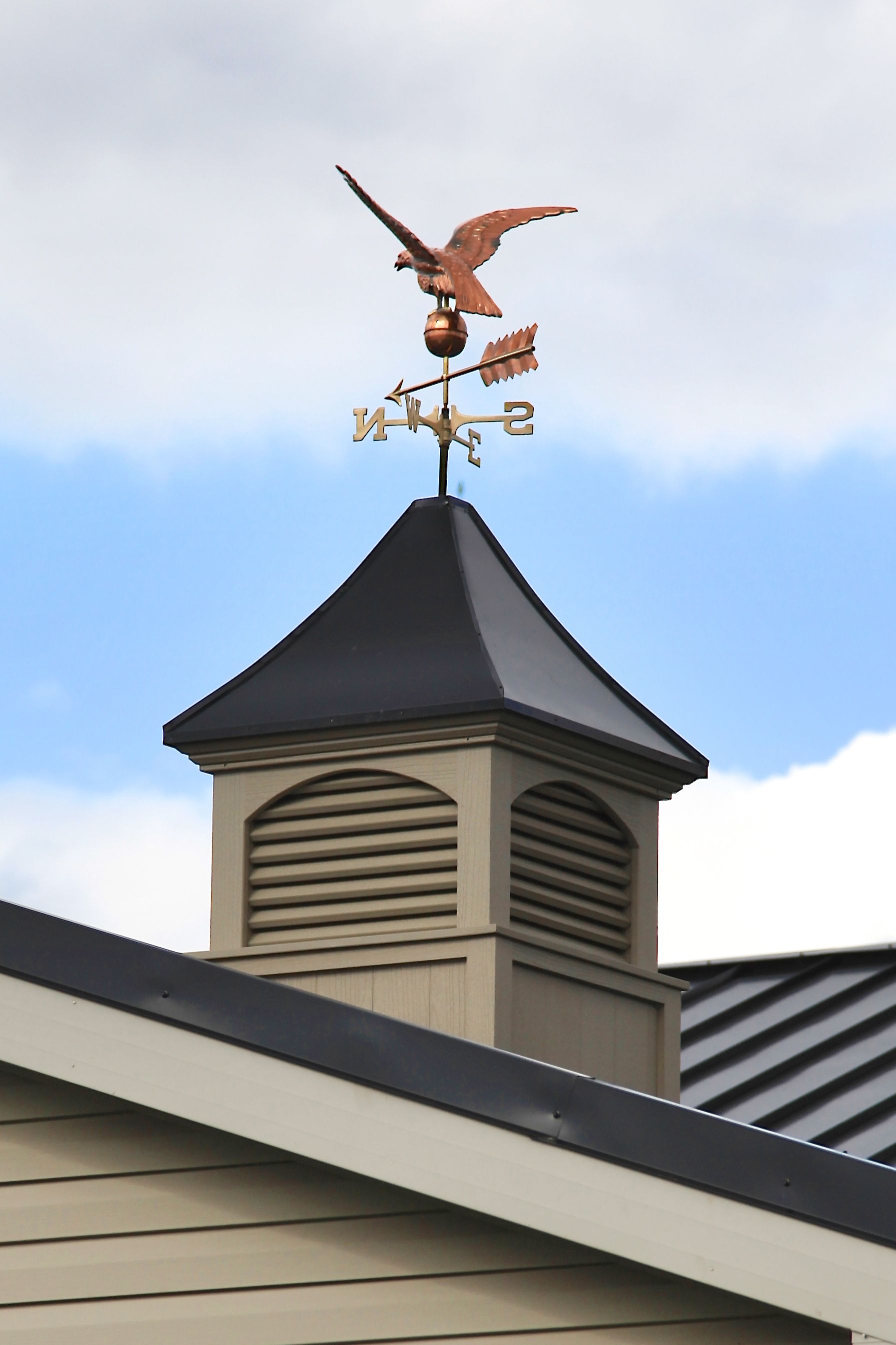 Clay, Arched Louver, Concave Roof