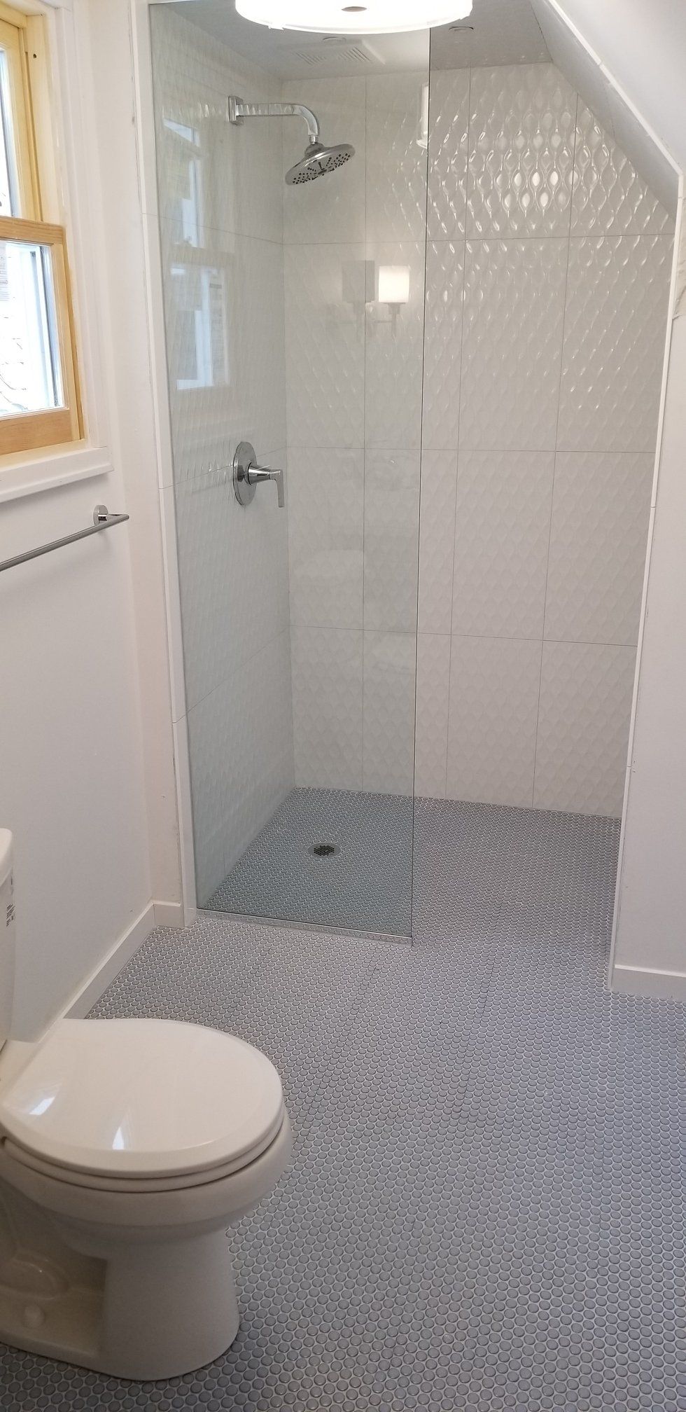 Stylish shower walls