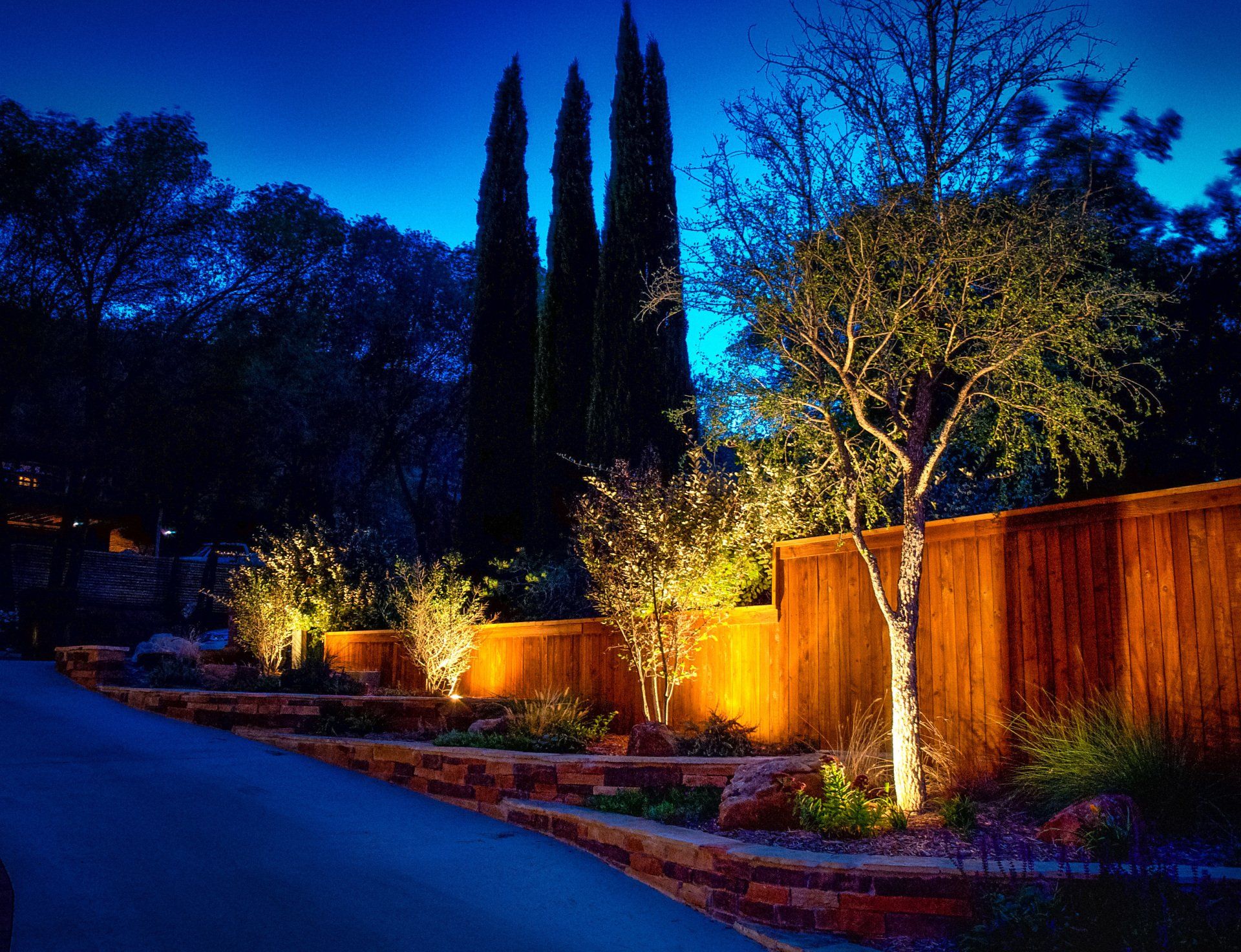 Nash & Associates Landscaping Inc.