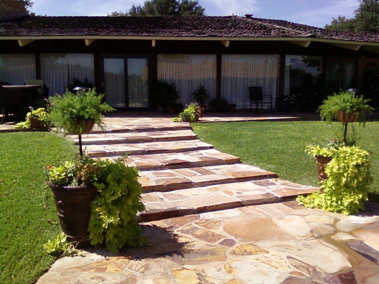 Nash & Associates Landscaping Inc.