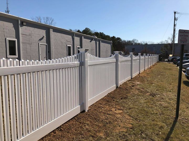 Tico’s Fencing Vinyl Fences Toms River, NJ