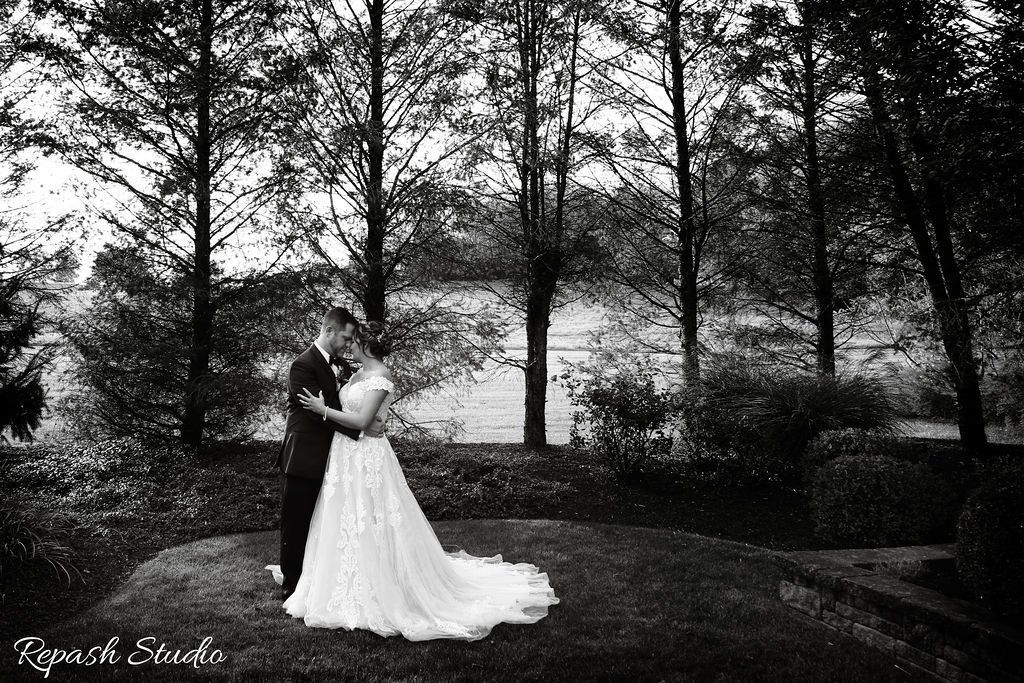 Barn House Village Wedding and Event Venue Rustic Venue Bath, PA