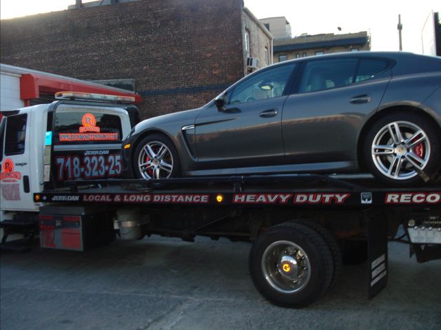 Auto Towing | Pickup Truck Towing | Jamaica, NY