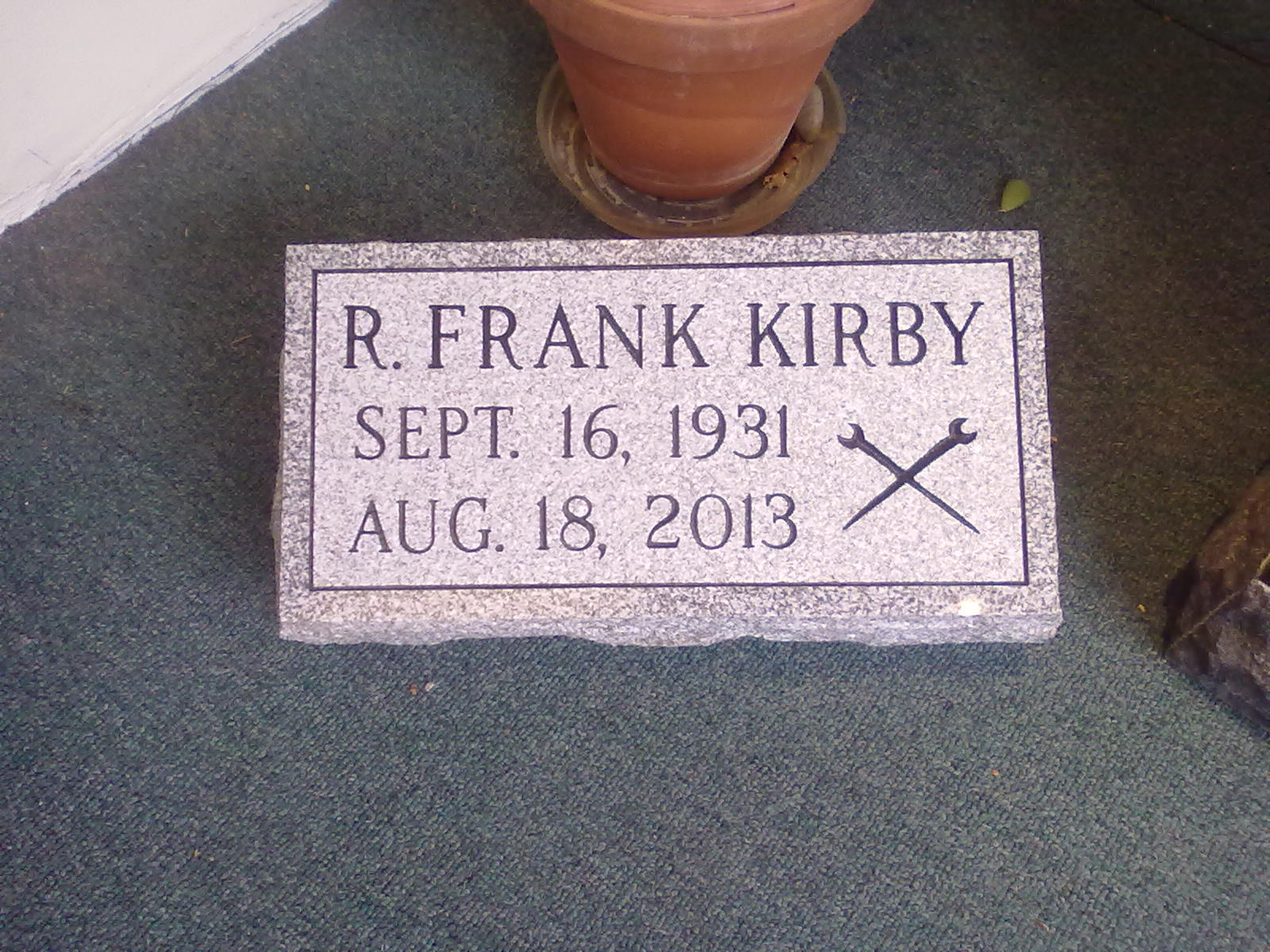 headstone marker
