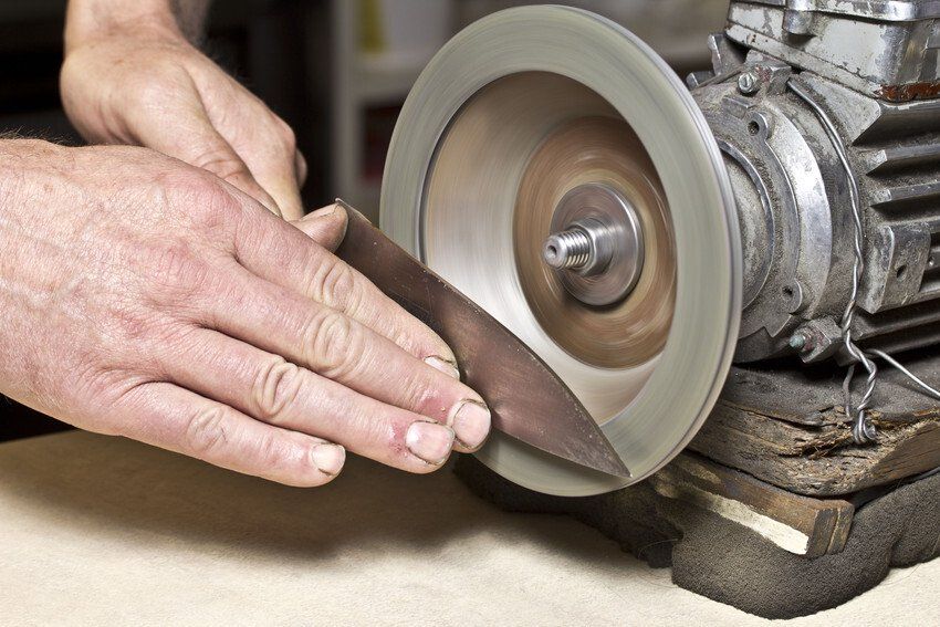 Knife sharpening